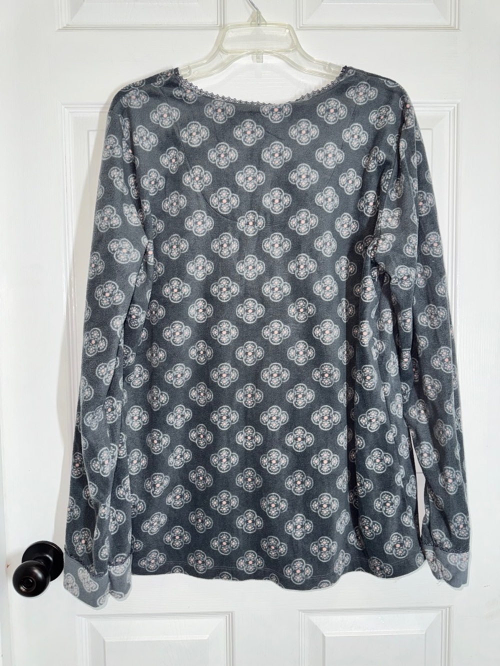 croft & barrow Gray Floral Medallion Long-Sleeve Pajama Set soft fleece size XL - Picture 7 of 12